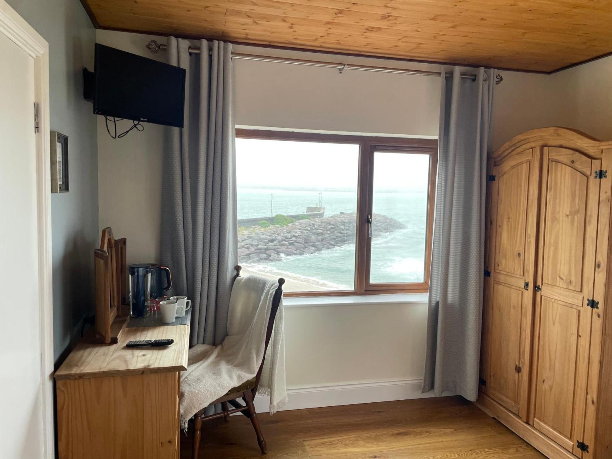 The Coastguard House @ Tigh T.P. Bed and Breakfast Ballydavid Exteriör bild