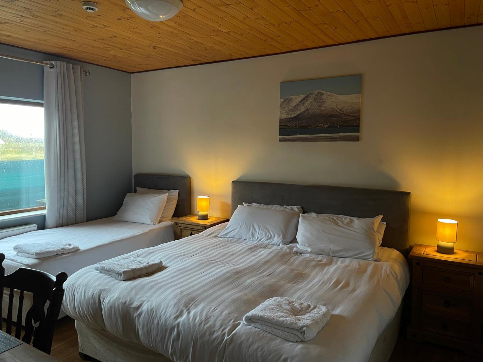 The Coastguard House @ Tigh T.P. Bed and Breakfast Ballydavid Exteriör bild